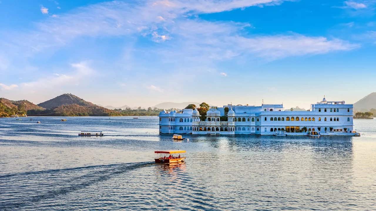 Udaipur — Rajasthan tour destination by BharatMile